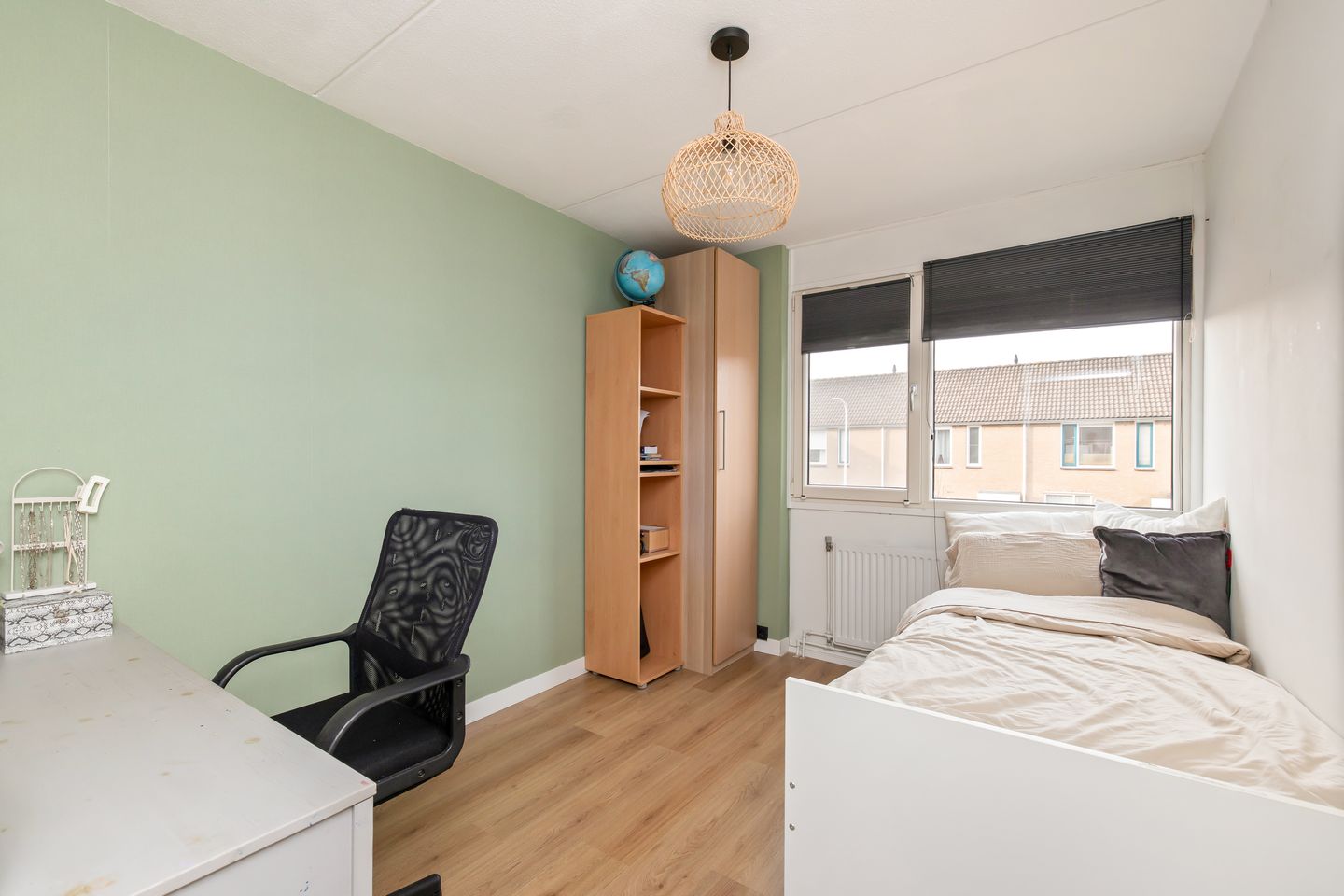 Foto 25 van Lijster 83