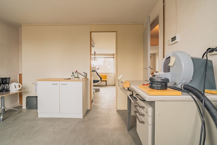 Foto 23 van Burgemeester Honijkstr 4