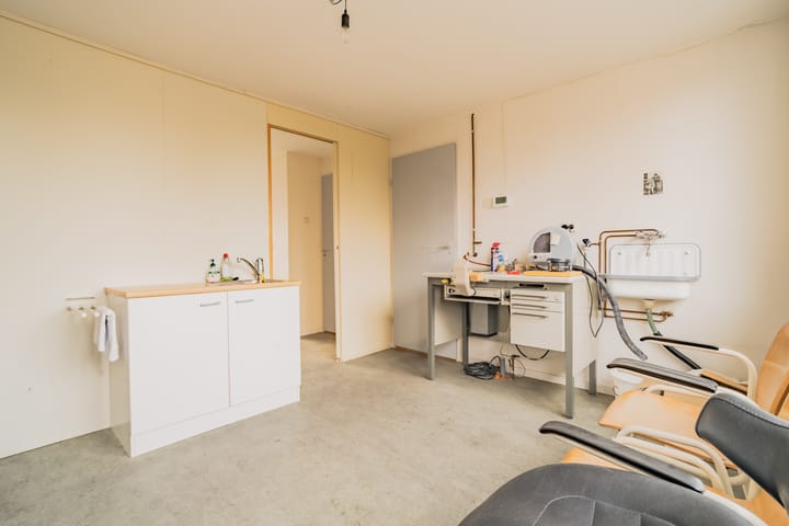 Foto 24 van Burgemeester Honijkstr 4