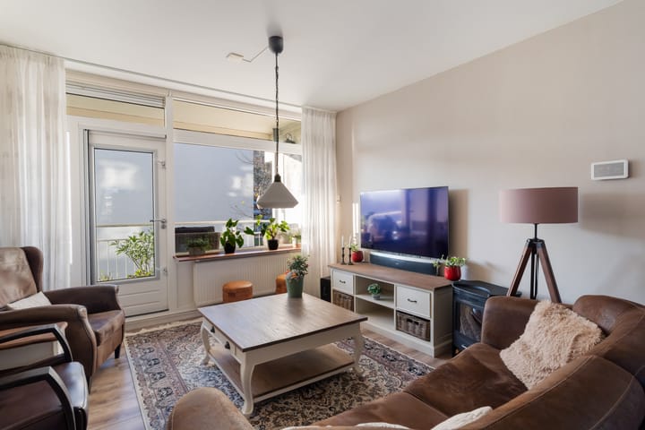 Foto 12 van Regenboogstraat 21