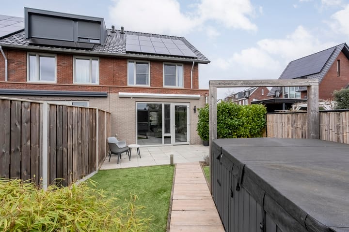 Photo 44 of Bastionstraat 3