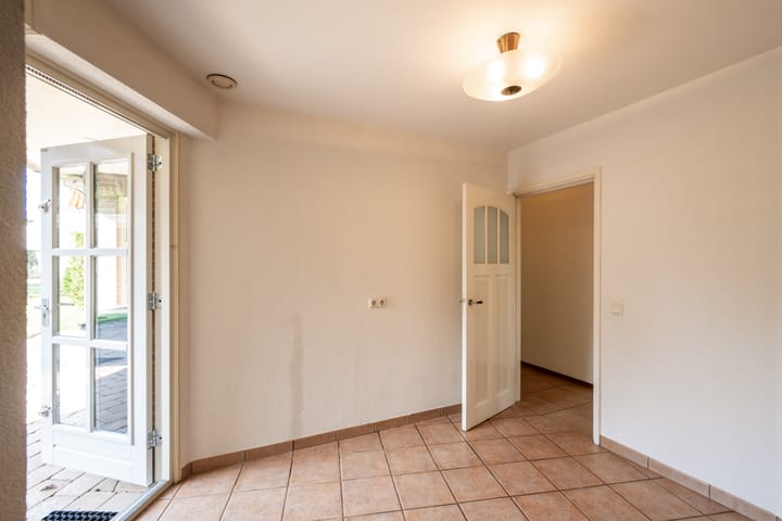 Photo 19 of Hoogheuvelstraat 117