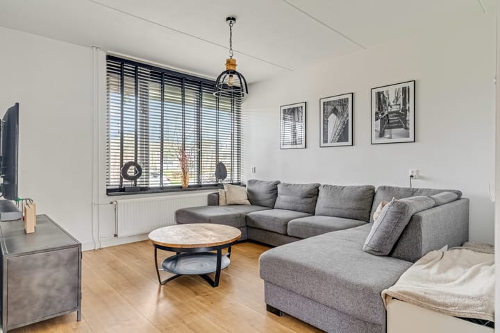 Foto 2 van Mondriaanstraat 11