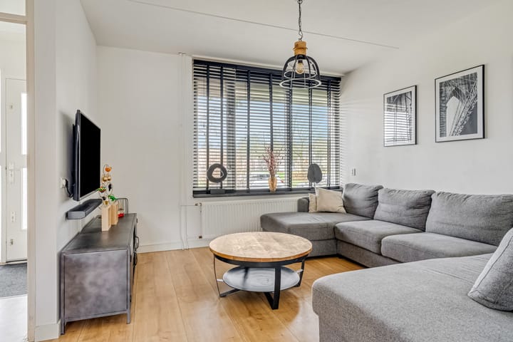 Foto 3 van Mondriaanstraat 11