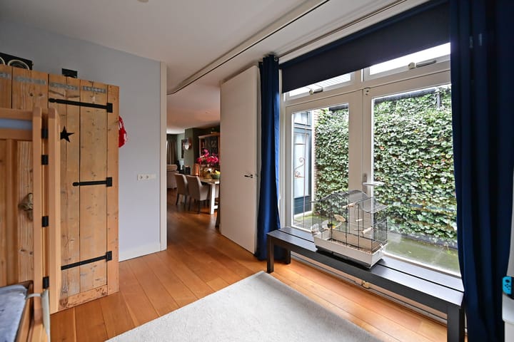 Foto 11 van E. de Bruynstraat 81