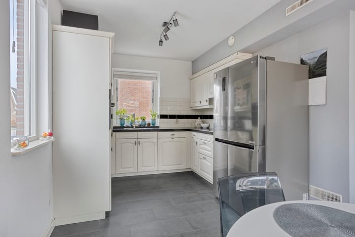 Photo 19 of Cole Porterhof 101