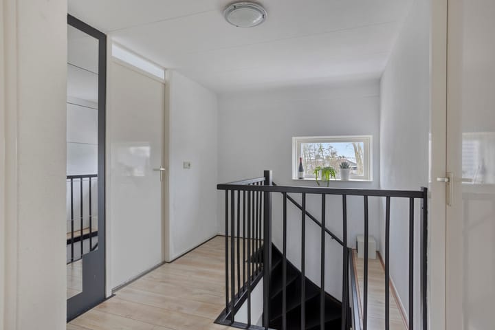 Photo 31 of Cole Porterhof 101