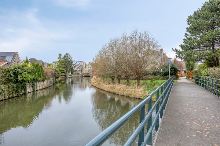 Photo 45 of Cole Porterhof 101