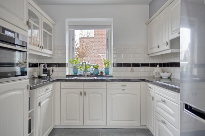 Photo 3 of Cole Porterhof 101