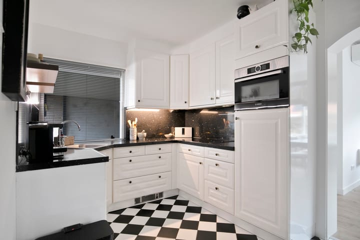 Photo 10 of Willem de Zwijgerlaan 9