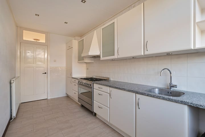 Foto 16 van Schoutstraat 9