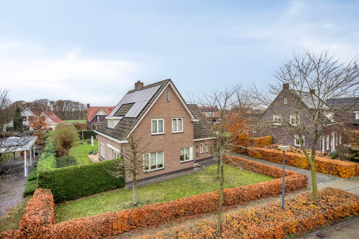 Photo 35 of Naaldakker 8