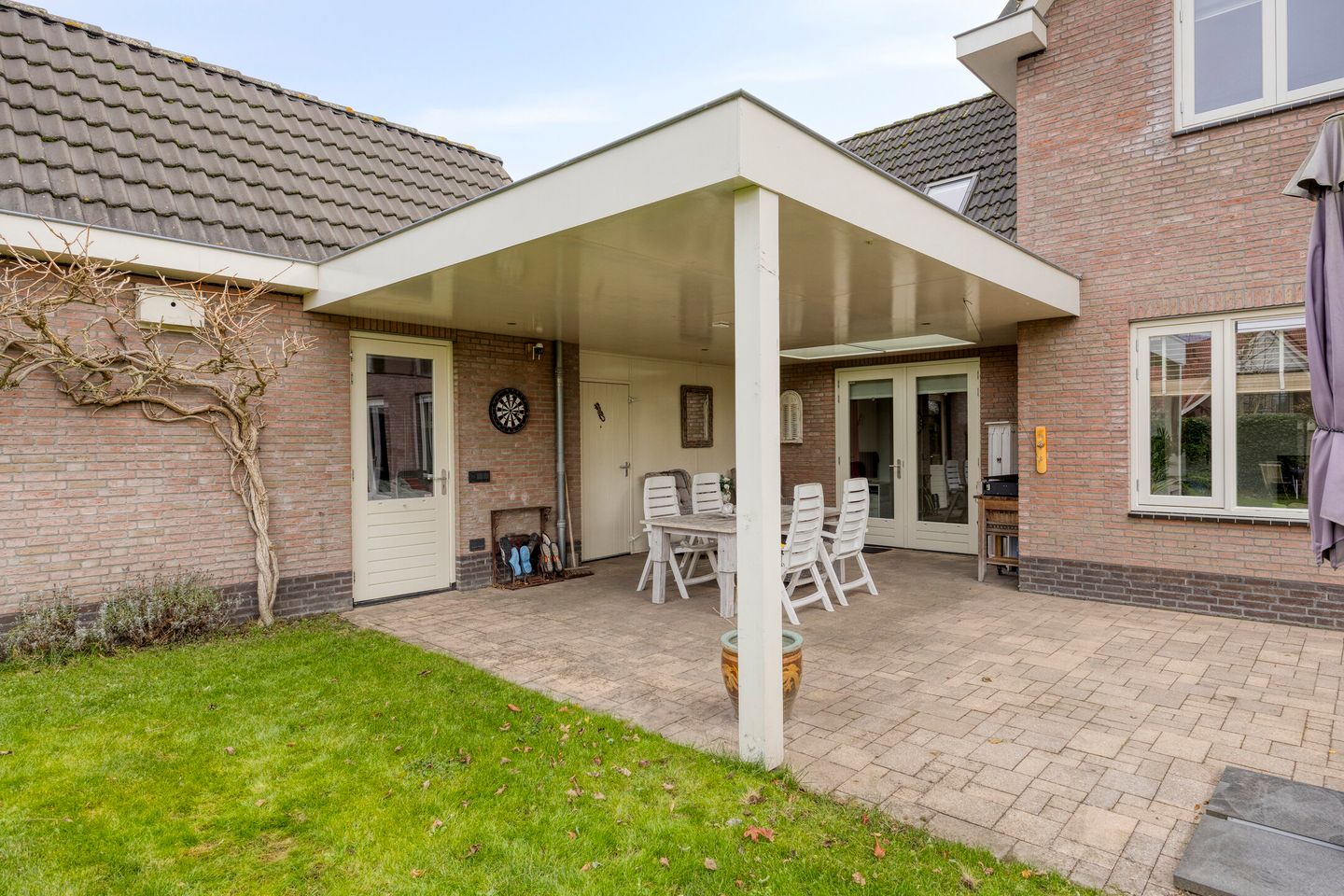 Photo 40 of Naaldakker 8