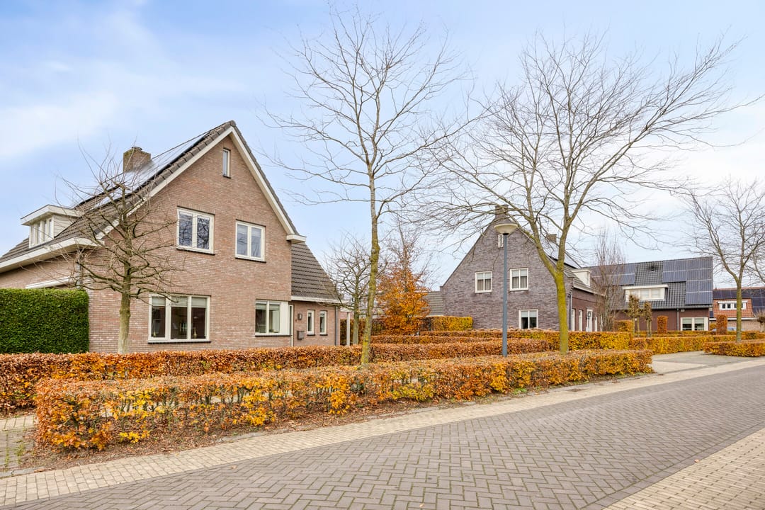 Photo 47 of Naaldakker 8