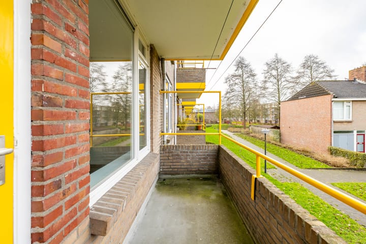 Foto 4 van De Genestetstraat 13