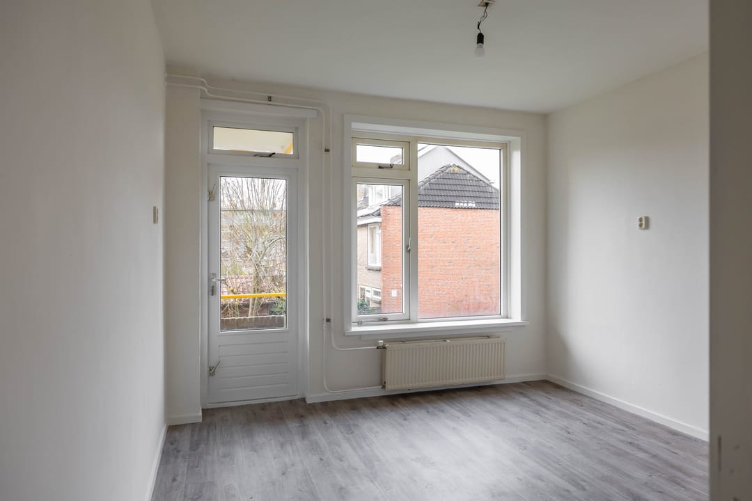 Foto 16 van De Genestetstraat 13