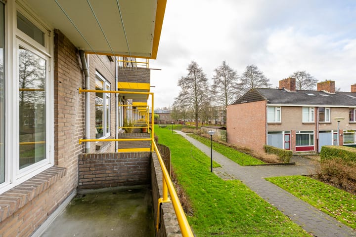 Foto 21 van De Genestetstraat 13