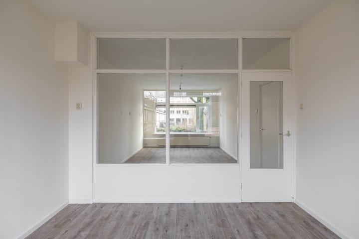 Foto 25 van De Genestetstraat 13