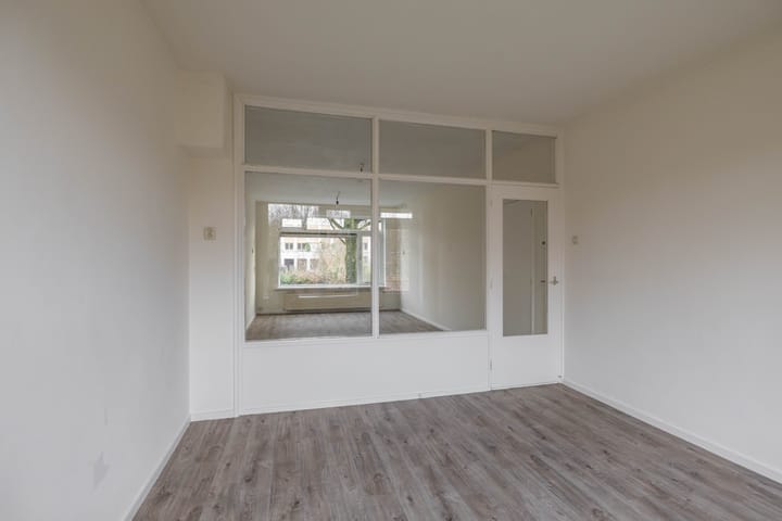 Foto 26 van De Genestetstraat 13