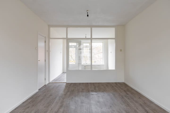 Foto 27 van De Genestetstraat 13