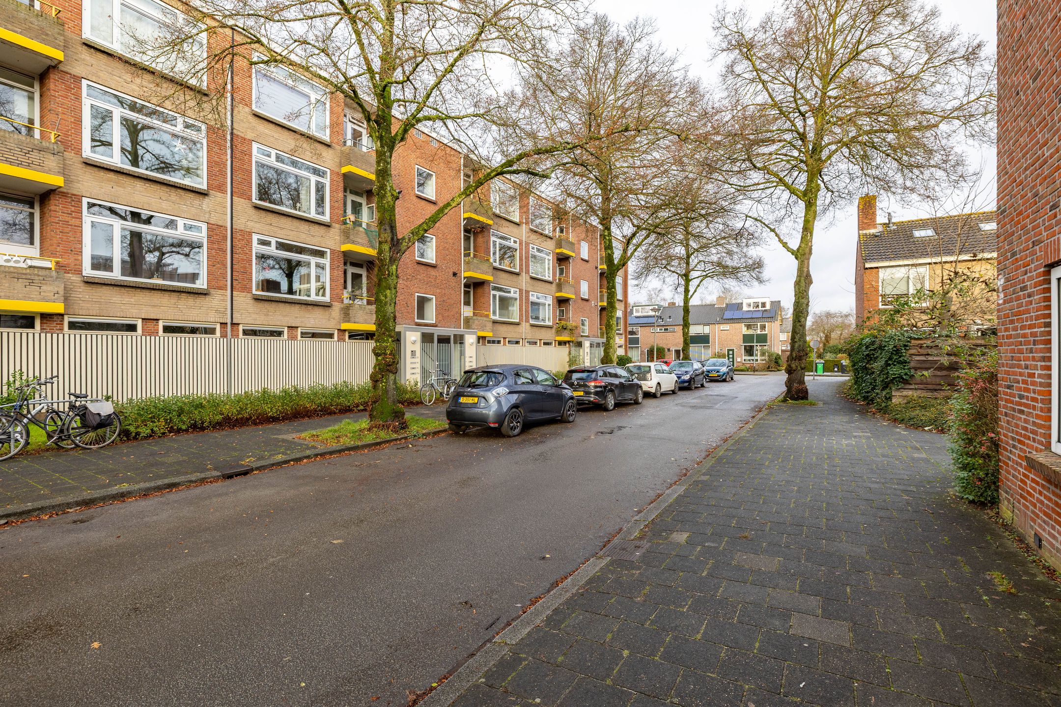 Foto 39 van De Genestetstraat 13