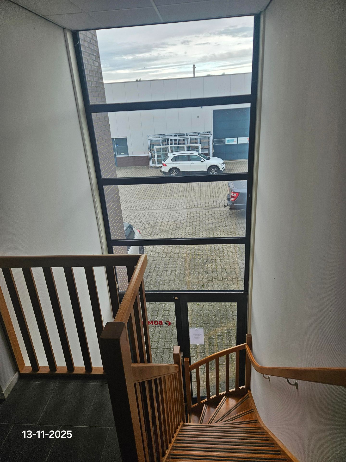 View photo 2 of Korenbree 34