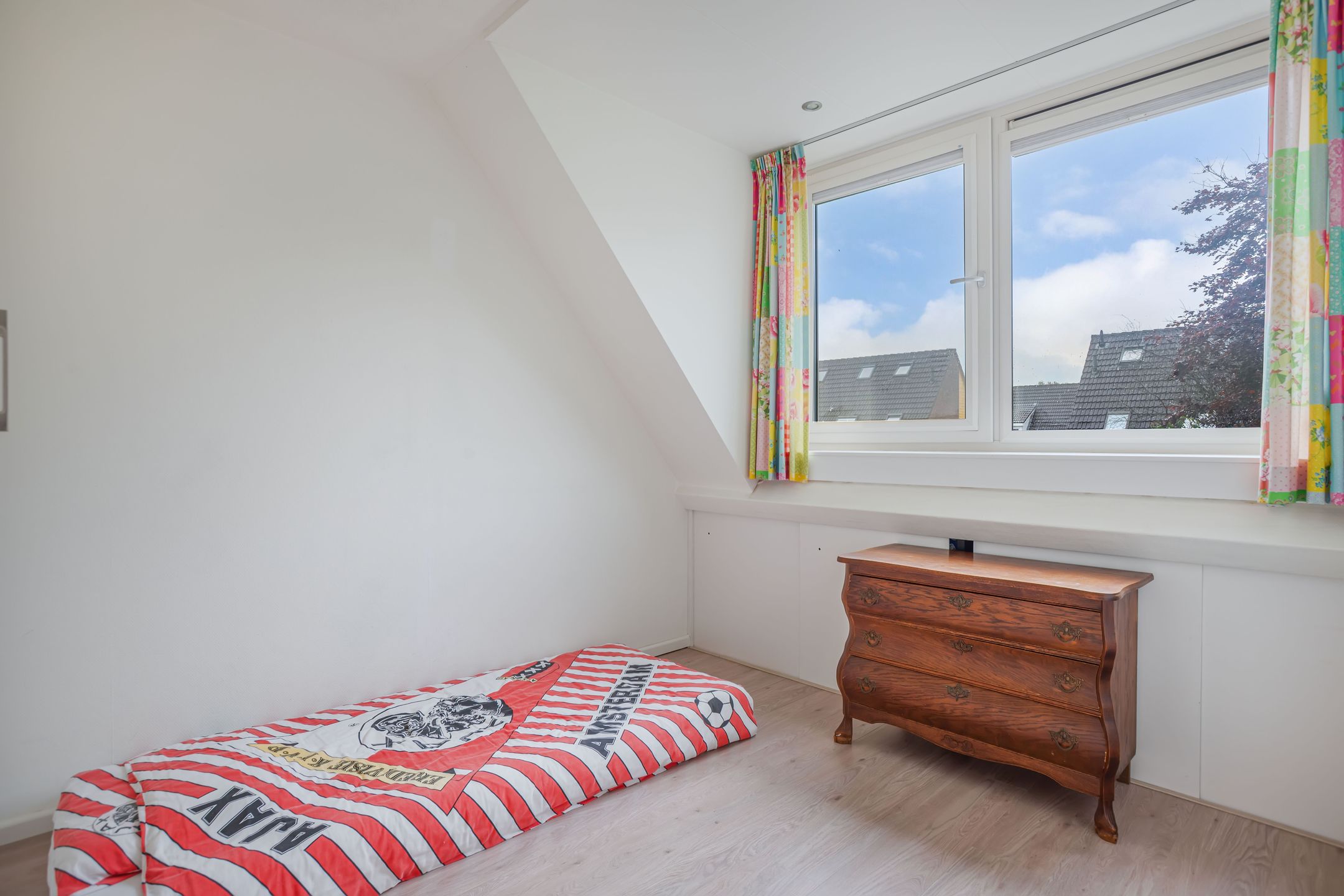 Foto 30 van Stal 271