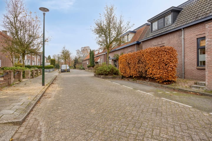 Foto 63 van Heesakkerstraat 26
