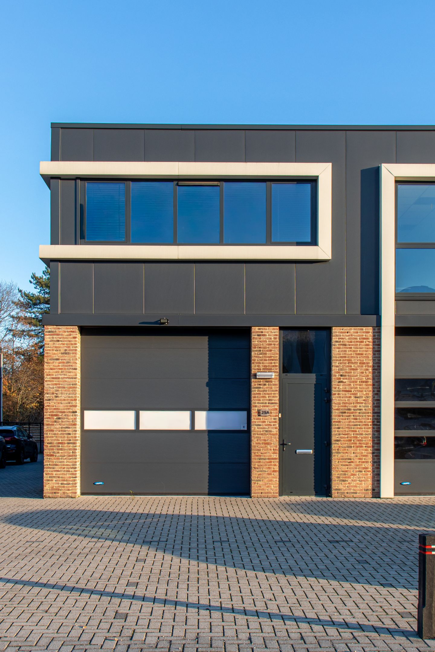 View photo 2 of Denariusstraat 25-A