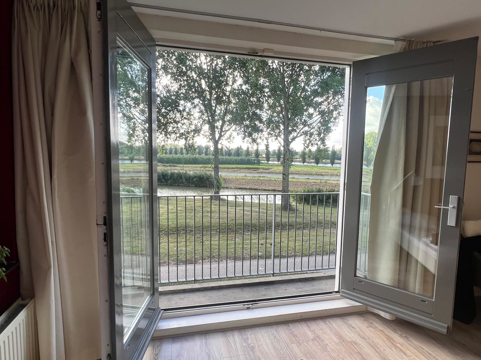 Photo 33 of Paleismuur 70