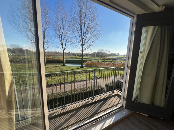 Foto 33 van Paleismuur 70