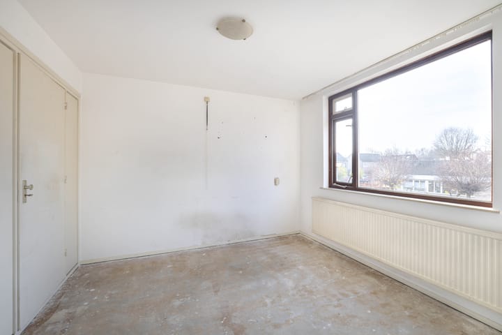 Foto 10 van Burg van Leentstraat 34