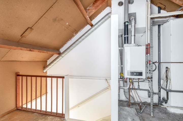 Foto 18 van Burg van Leentstraat 34