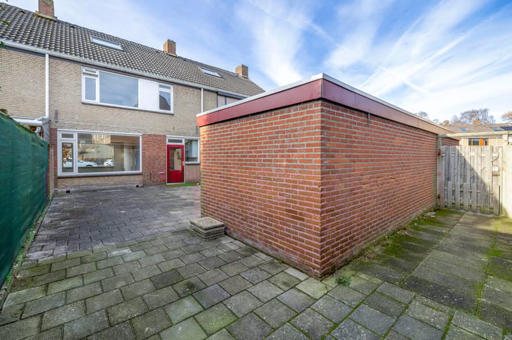 Foto 23 van Burg van Leentstraat 34