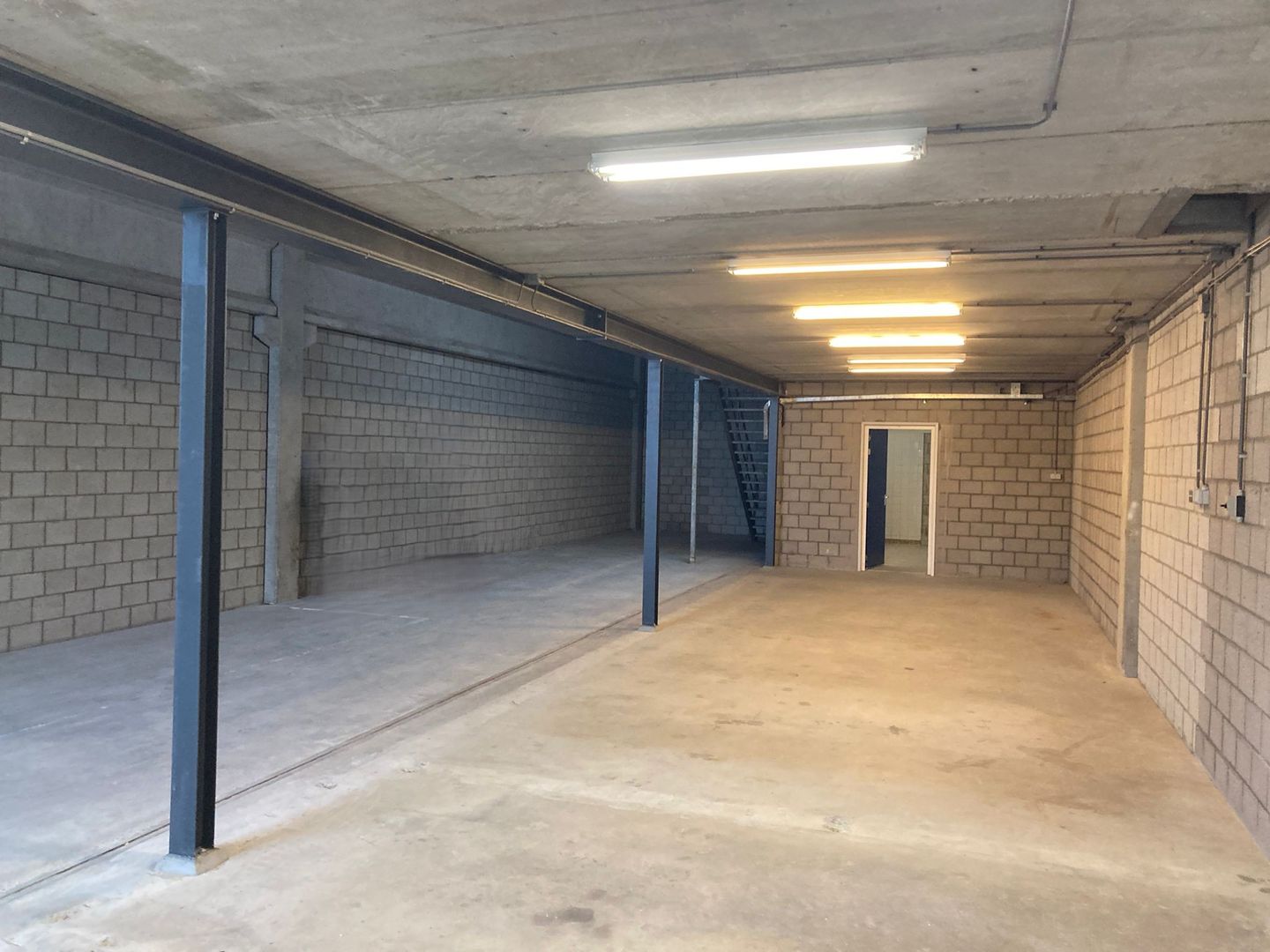 Bekijk foto 5 van Van Utrechtweg 36-j