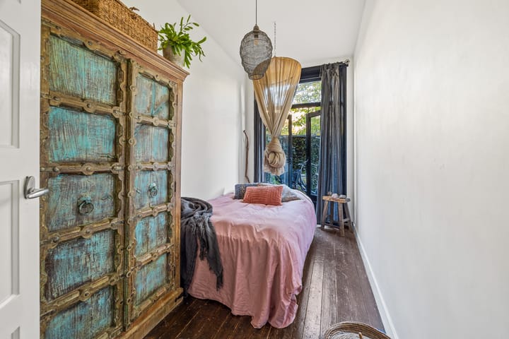 Foto 21 van Caan van Necklaan 159-A