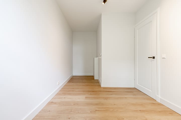 Foto 21 van Tweede Van der Helststraat 3-2