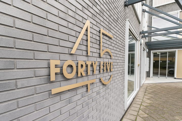 Photo 2 of Stationsweg 45-A45