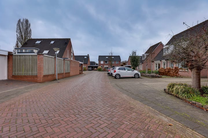 Photo 39 of Ter Maatstraat 70