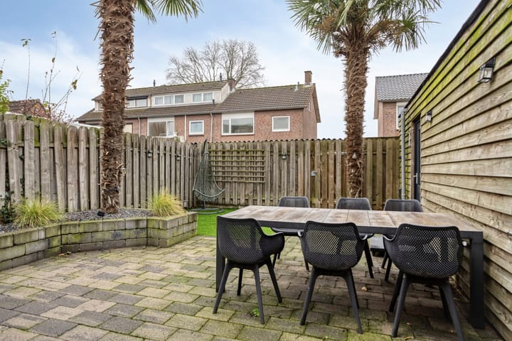 Foto 5 van Lotusstraat 32