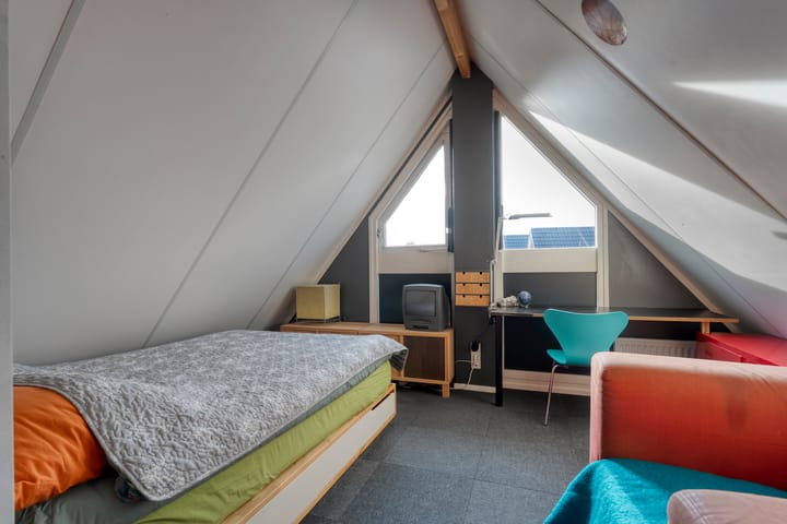 Photo 30 of Cello 24