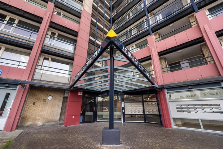 Photo 45 of Zonnesteintoren 36