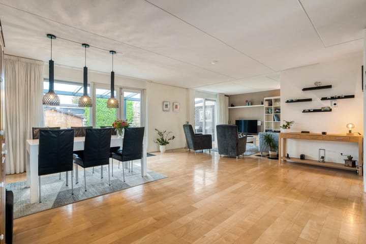 Foto 9 van Braamspinner 38