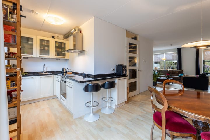 Photo 19 of Willem de Kooningstraat 39