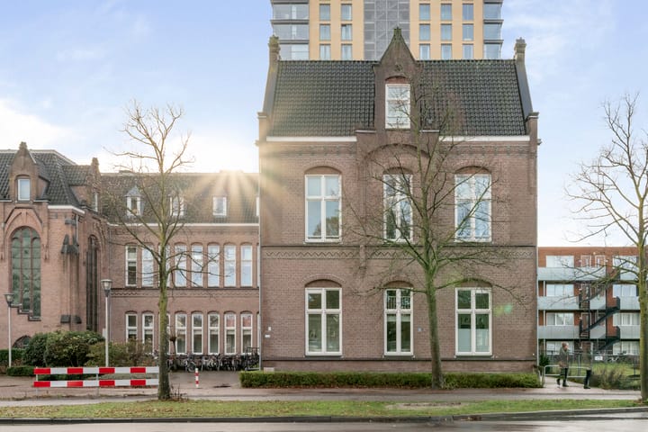 Photo 4 of Kamperlaan 38