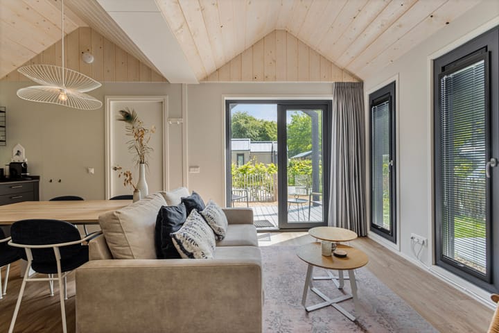 Photo 2 of Veldkampweg 2-J11