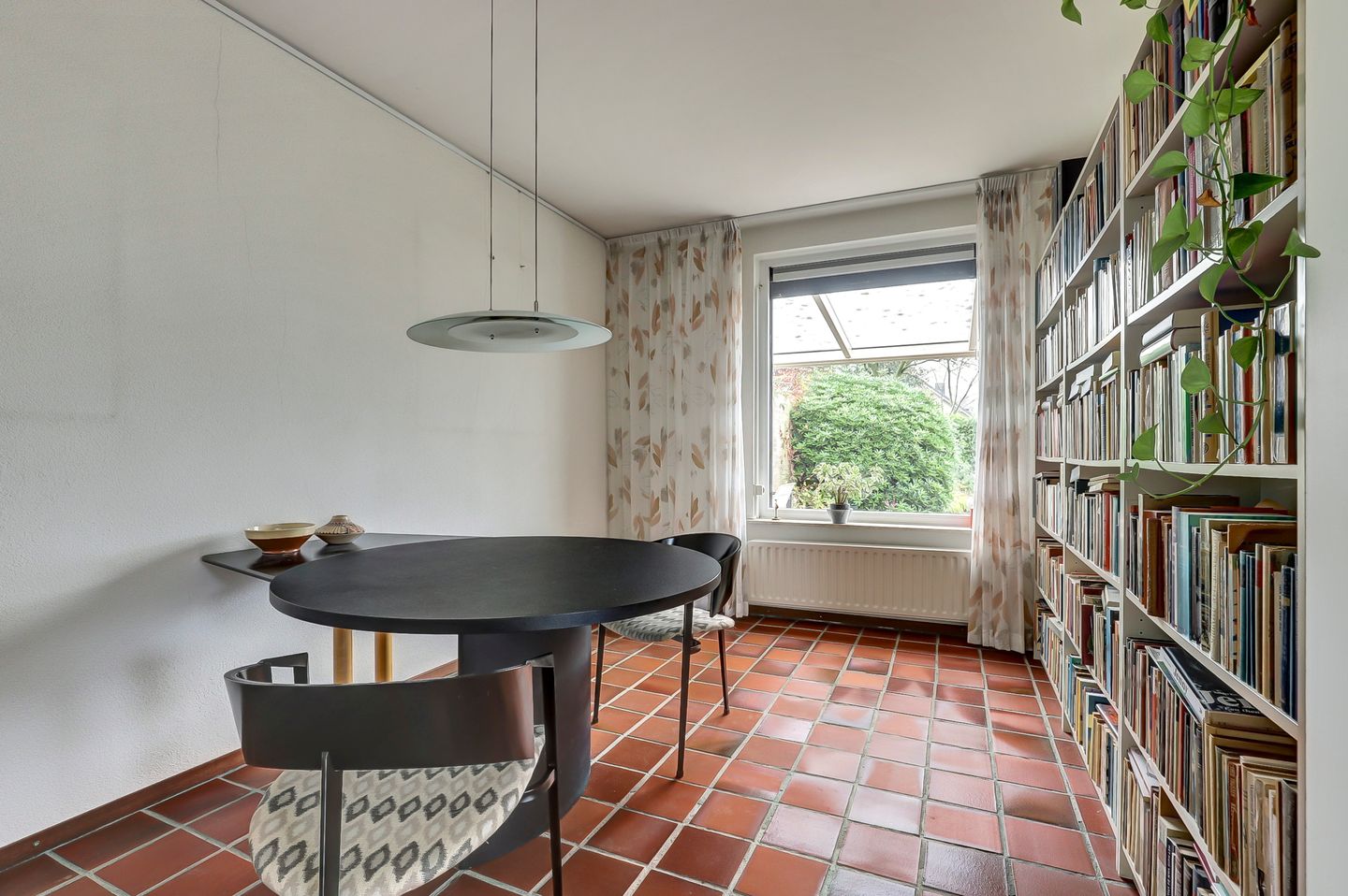 Photo 10 of Pieter de Hooghstraat 7