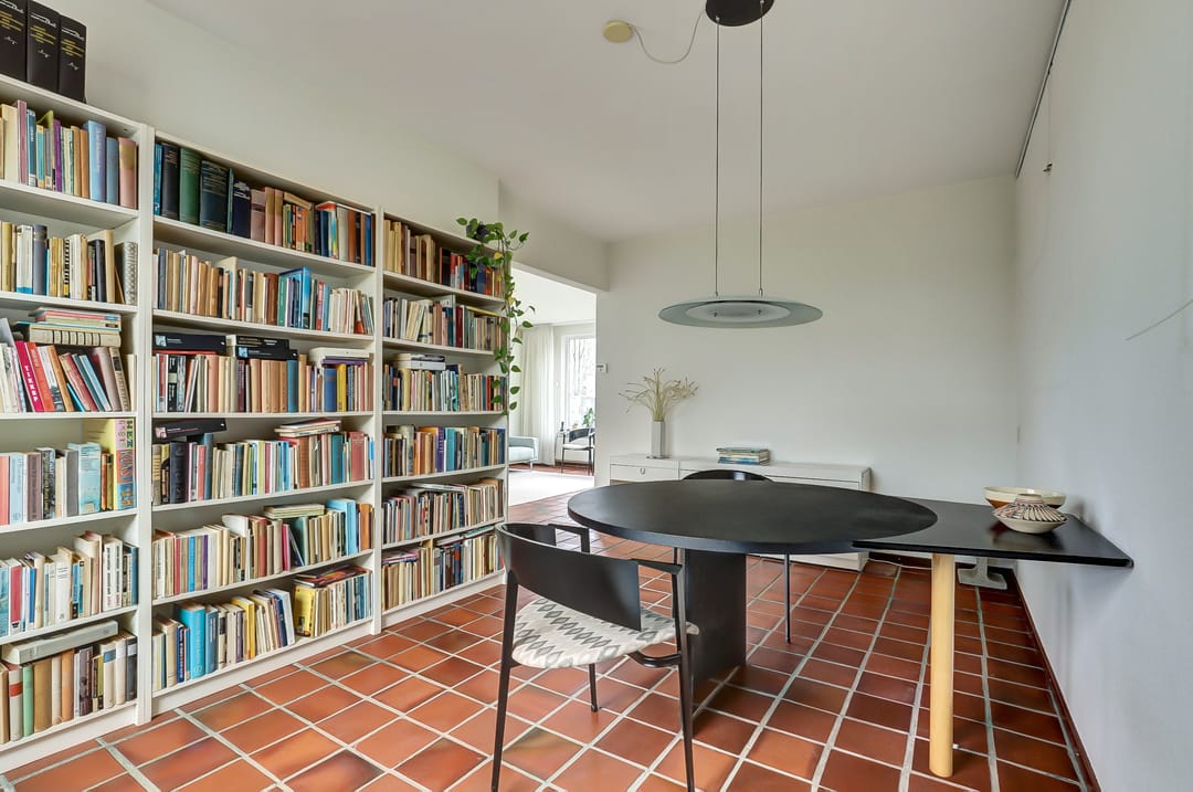 Photo 11 of Pieter de Hooghstraat 7