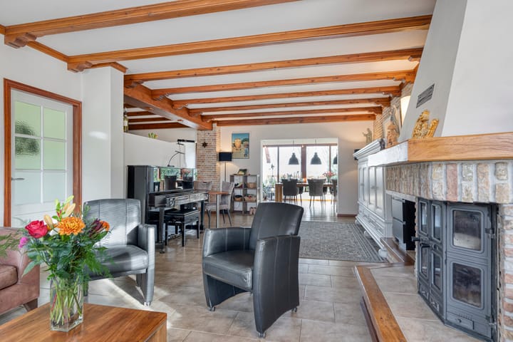 Photo 4 of Moerstraatseweg 76