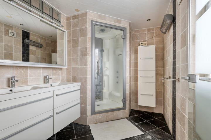 Photo 22 of Moerstraatseweg 76